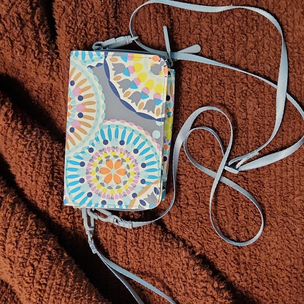 Vera Bradley sunny medallion 3n1 crossbody